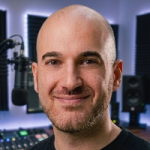 מורה אונליין לפסנתר עומר רוזנר