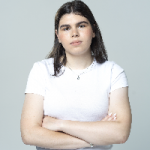 מורה אונליין לגרפיקה ועיבוד תמונה שירה קז