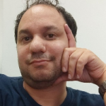 מורה לגיטרה קלאסית יצחק אמתי
