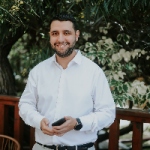 מורה אונליין לObjective C שי מסטיץ