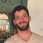 מורה באריאל יהונתן  קסירר