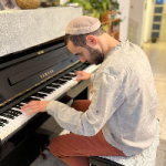 מורה פרטי מנחם  גור 