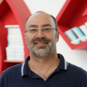 מורה פרטי Amir Carel