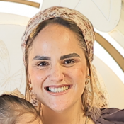 מורה פרטית שירה נחשוני
