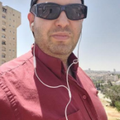 מורה פרטי מושיק (מלמד גברים בלבד)