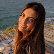 מורה פרטית ענאל מלמדת